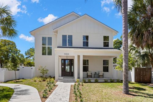 1100 8th Street N, ST PETERSBURG, FL, 33701 | Card Image