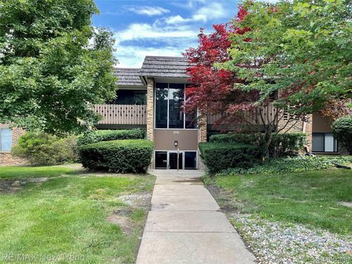 apt-304-2116 Pauline Blvd, Ann Arbor, MI, 48103-5174 | Card Image
