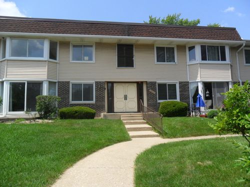 8-3012 Roberts Drive, Woodridge, IL, 60517 | Card Image