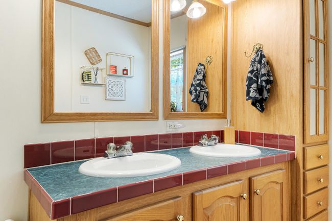 37 Sunset Blvd, House other with 3 bedrooms, 3 bathrooms and null parking in Acton ME | Image 38