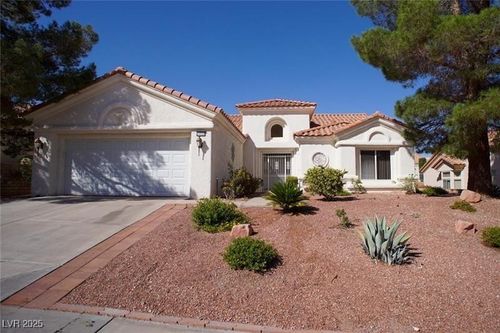10520 Shoalhaven Dr, Las Vegas, NV, 89134-7424 | Card Image