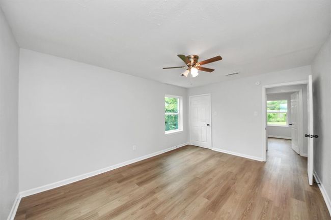 6018 Beekman Rd, House other with 3 bedrooms, 2 bathrooms and null parking in Houston TX | Image 32