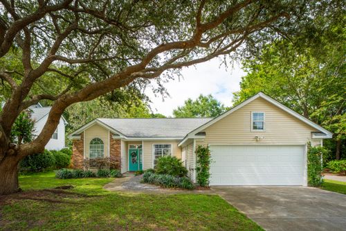 1822 Falling Creek Cir, Mount Pleasant, SC, 29464-7415 | Card Image