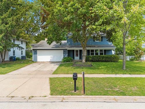 3712 Libal Street, ALLOUEZ, WI, 54301 | Card Image