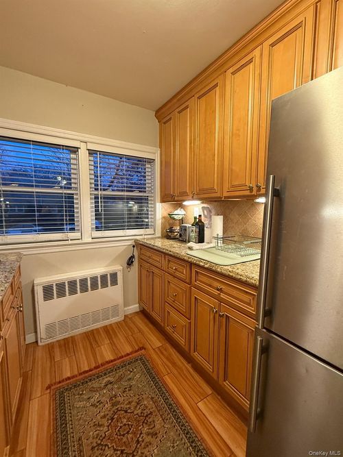 1-21 Clintonville St, Whitestone, NY, 11357-3929 | Card Image