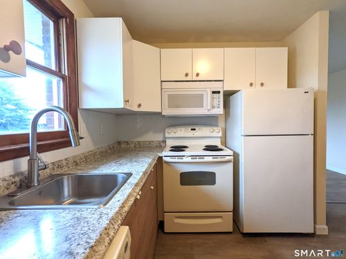 apt-g12-177 Homestead St, Manchester, CT, 06042-3071 | Card Image