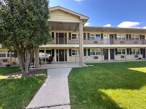 apt-15-821 Bode Rd, Elgin, IL, 60120-4504 | Card Image