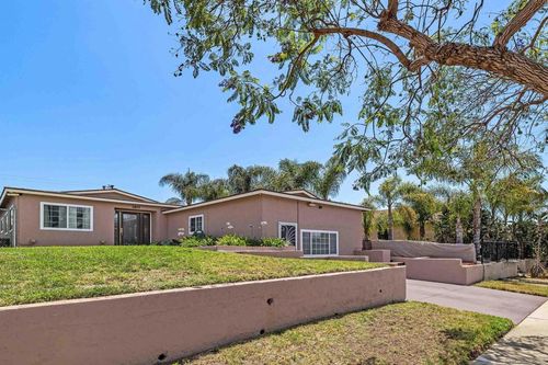 2855 Franklin Ave, San Diego, CA, 92113-1330 | Card Image