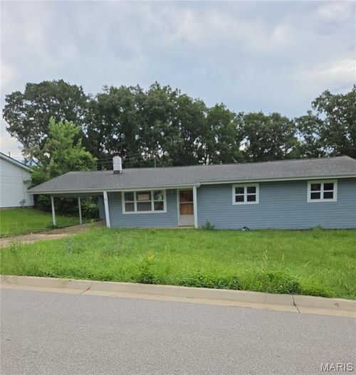 828 Johanna St, Sullivan, MO, 63080-1335 | Card Image