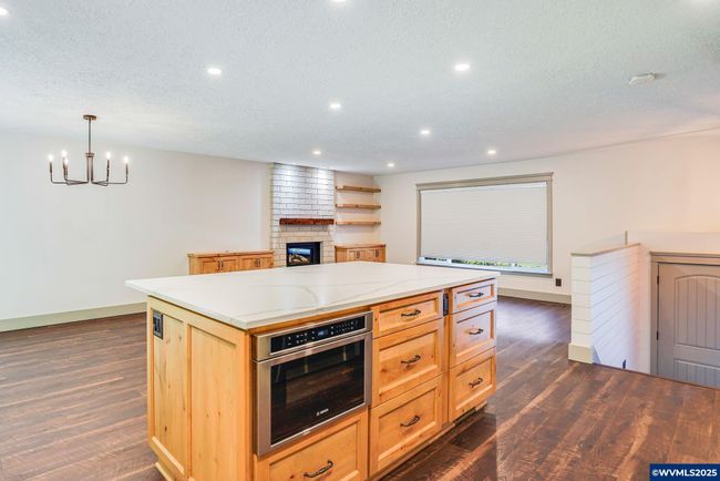 241 Silver Loop, House other with 4 bedrooms, 3 bathrooms and null parking in Silverton OR | Image 9