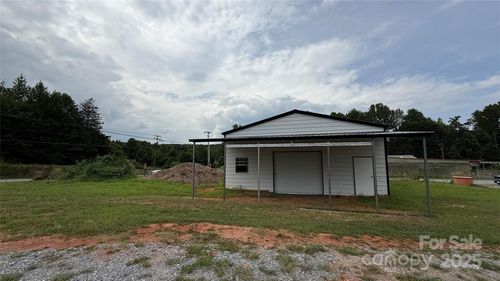 102 Deer Meadow Ln, Lawndale, NC, 28090-8452 | Card Image
