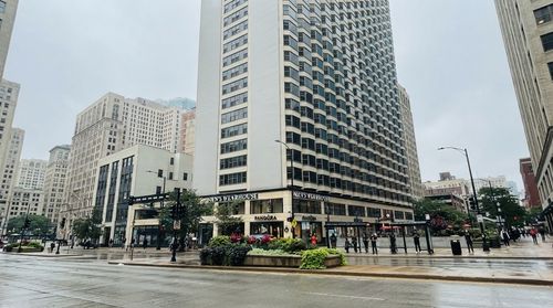 2815-535 N Michigan Ave, Chicago, IL, 60611-3864 | Card Image
