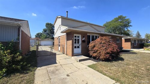 232 S Wildwood St, Westland, MI, 48186-4557 | Card Image
