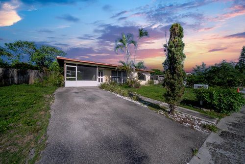320 S 12th St, Lantana, FL, 33462-3029 | Card Image