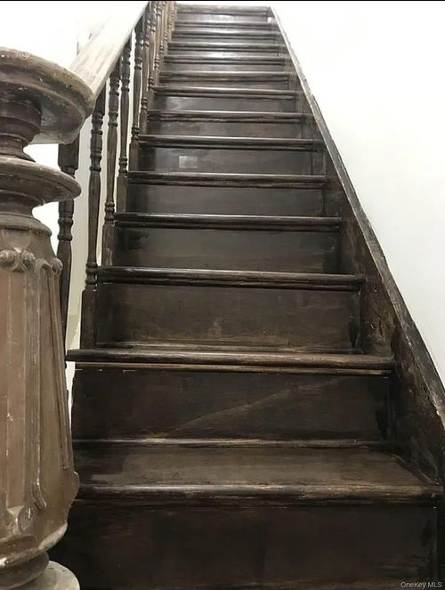 1094 Bushwick Ave, Brooklyn, NY, 11221-4384 | Card Image