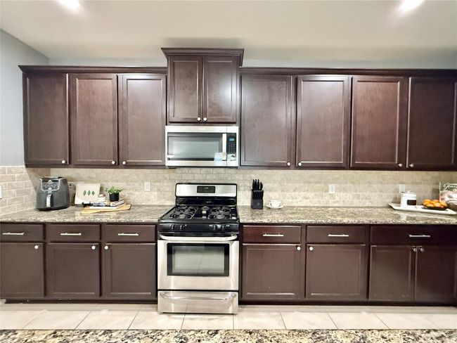 Tons of storage space in this kitchen | Image 13