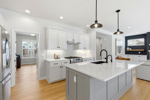 9603 Summer Willow Ln, Verona, WI, 53593-9036 | Card Image