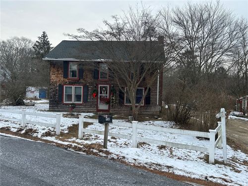 750 Old Baptist Rd, North Kingstown, RI, 02852-3119 | Card Image