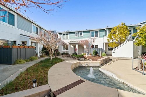 d106-1066 41st Ave, Capitola, CA, 95010 | Card Image