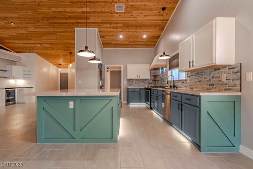 6821 Beach Nest Ave, Las Vegas, NV, 89130-1170 | Card Image