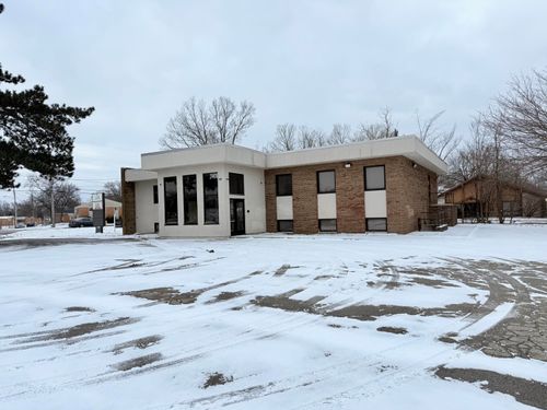 2401 Gull Road, Kalamazoo Charter Township, MI, 49048 | Card Image