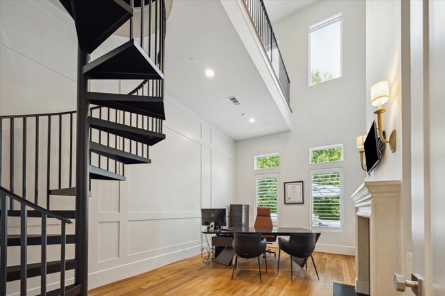 E - 22 E Shady Ln, House other with 5 bedrooms, 5 bathrooms and 3 parking in Houston TX | Image 19