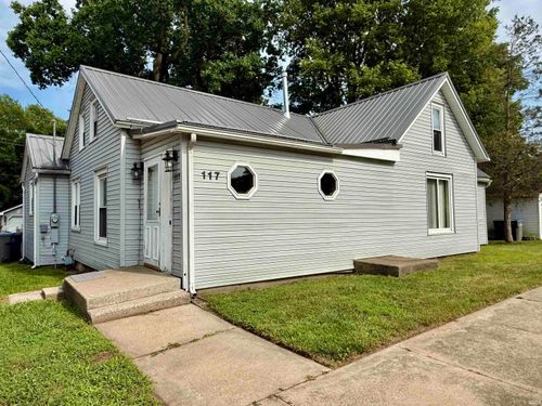 117 S Sherman St, Warsaw, IN, 46580-3508 | Card Image