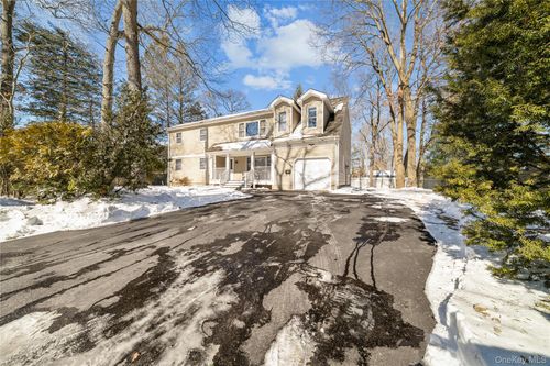 165 5th St, Saint James, NY, 11780-2236 | Card Image