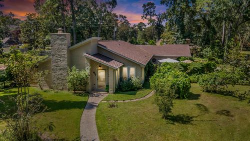 541 Natchez Park, Conroe, TX, 77302-3075 | Card Image