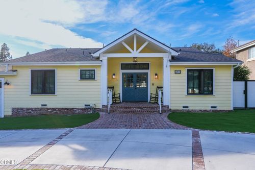 4703 Oakwood Ave, La Canada Flintridge, CA, 91011 | Card Image