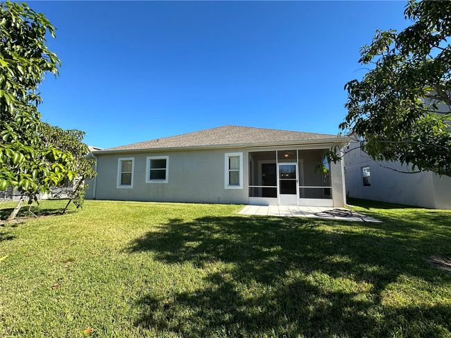 3547 Maple Ridge Loop, House other with 4 bedrooms, 2 bathrooms and null parking in KISSIMMEE FL | Image 25
