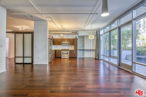 apt-409-1100 S Hope St, Los Angeles, CA, 90015-2182 | Card Image