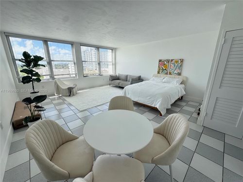 740-2899 Collins Ave, Miami Beach, FL, 33140-4433 | Card Image