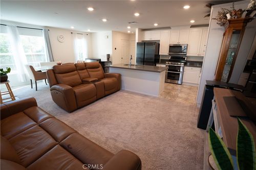 381-7155 Citrus Ave, Fontana, CA, 92336-6008 | Card Image