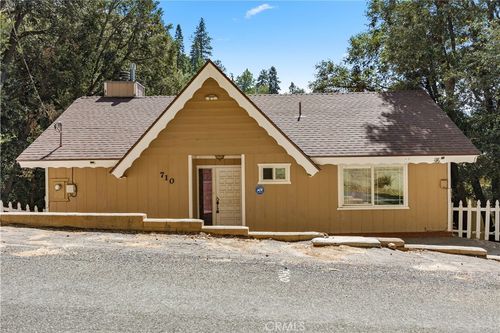 710 Arbula Dr, Crestline, CA, 92325-9625 | Card Image