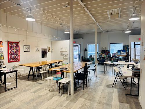 4653 Centre Ave, Pittsburgh, PA, 15213-1552 | Card Image