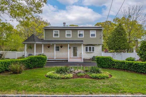 432 Puritan Dr, Shirley, NY, 11967-1346 | Card Image