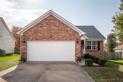 13268 Early Sunset Drive, Home with 3 bedrooms, 2 bathrooms and null parking in Memphis IN | Image 3