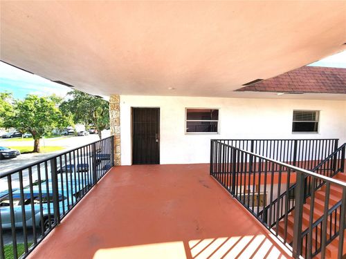 apt-5-321 Sw 1st Ct, Pompano Beach, FL, 33060-4640 | Card Image