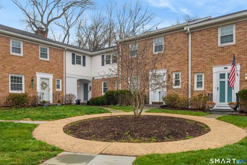 111-111 Heritage Hill Rd, New Canaan, CT, 06840-4622 | Card Image