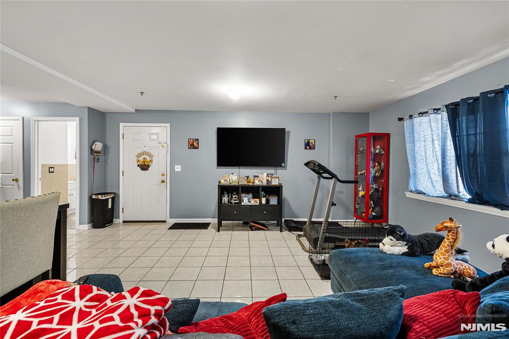 Residential Income in Newark 4