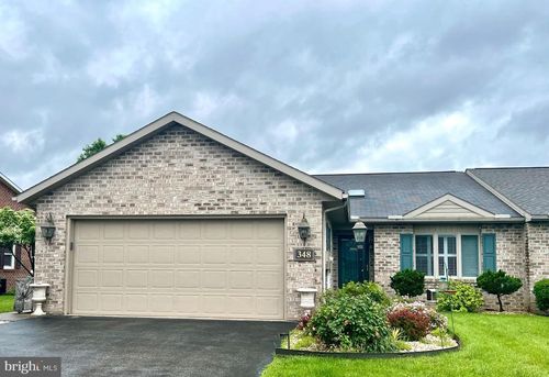 348 Phoenix Dr, CHAMBERSBURG, PA, 17201-4529 | Card Image