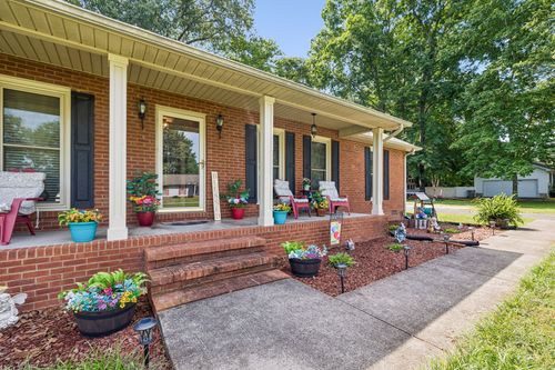 2117 Safe Haven Cir, Estill Springs, TN, 37330-5400 | Card Image