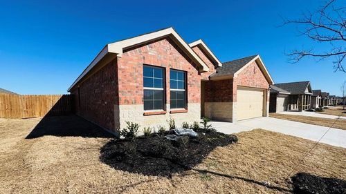 364 Wildrose Cir, Cleburne, TX, 76033-5052 | Card Image