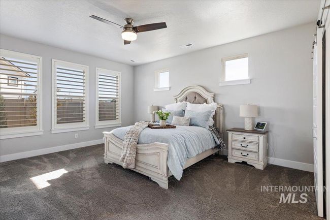 300 S Adventure Way, House other with 3 bedrooms, 2 bathrooms and 2 parking in Kuna ID | Image 6