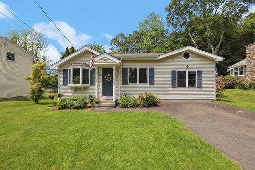 52 Berkshire Dr, Brookfield, CT, 06804-1435 | Card Image