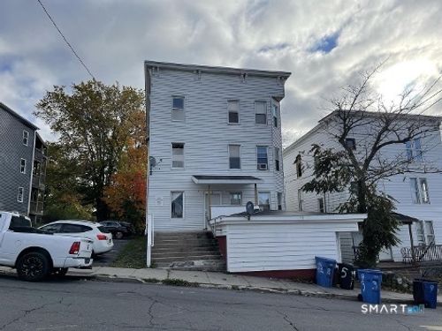apt-8-134 Hill St, Waterbury, CT, 06704-3012 | Card Image