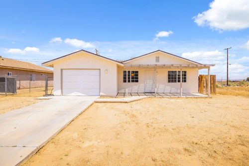 8127 Walpole Ave, California City, CA, 93505-1915 | Card Image