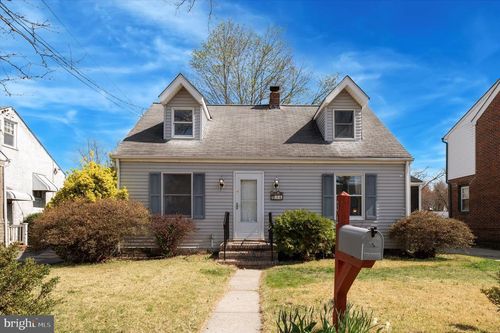 34 Oriental Ave, PENNSVILLE, NJ, 08070-1612 | Card Image