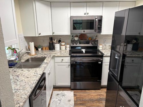 204-1506 Se Royal Green Cir, Port St Lucie, FL, 34952-7667 | Card Image